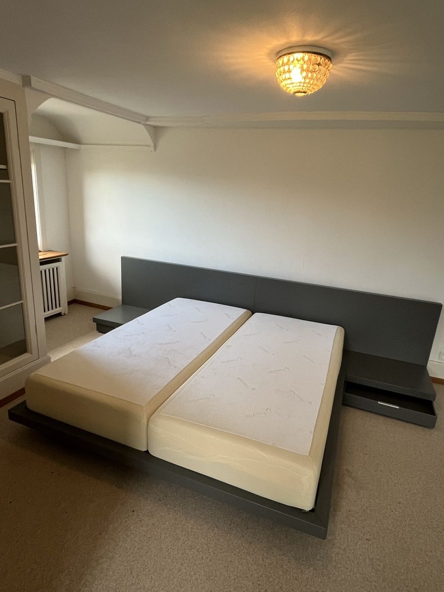Lits: Doppelbett – D'occasion à Steckborn par Haxhi66