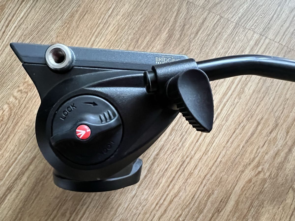 Manfrotto Treppiedi & Teste: Manfrotto Fluid Head MVH500AH – Nuovo (secondo la descrizione) da Winterthur venduto da Hello088x 4