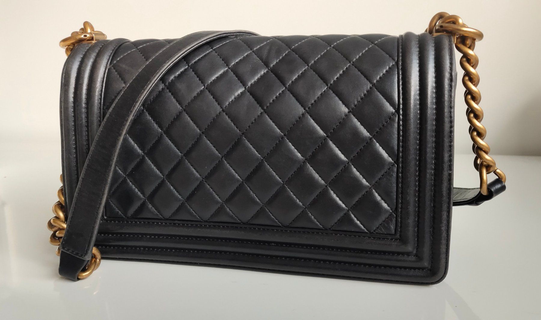Chanel Borse: Chanel boy bag old medium – Usato da Meilen venduto da Aphrodite87 2