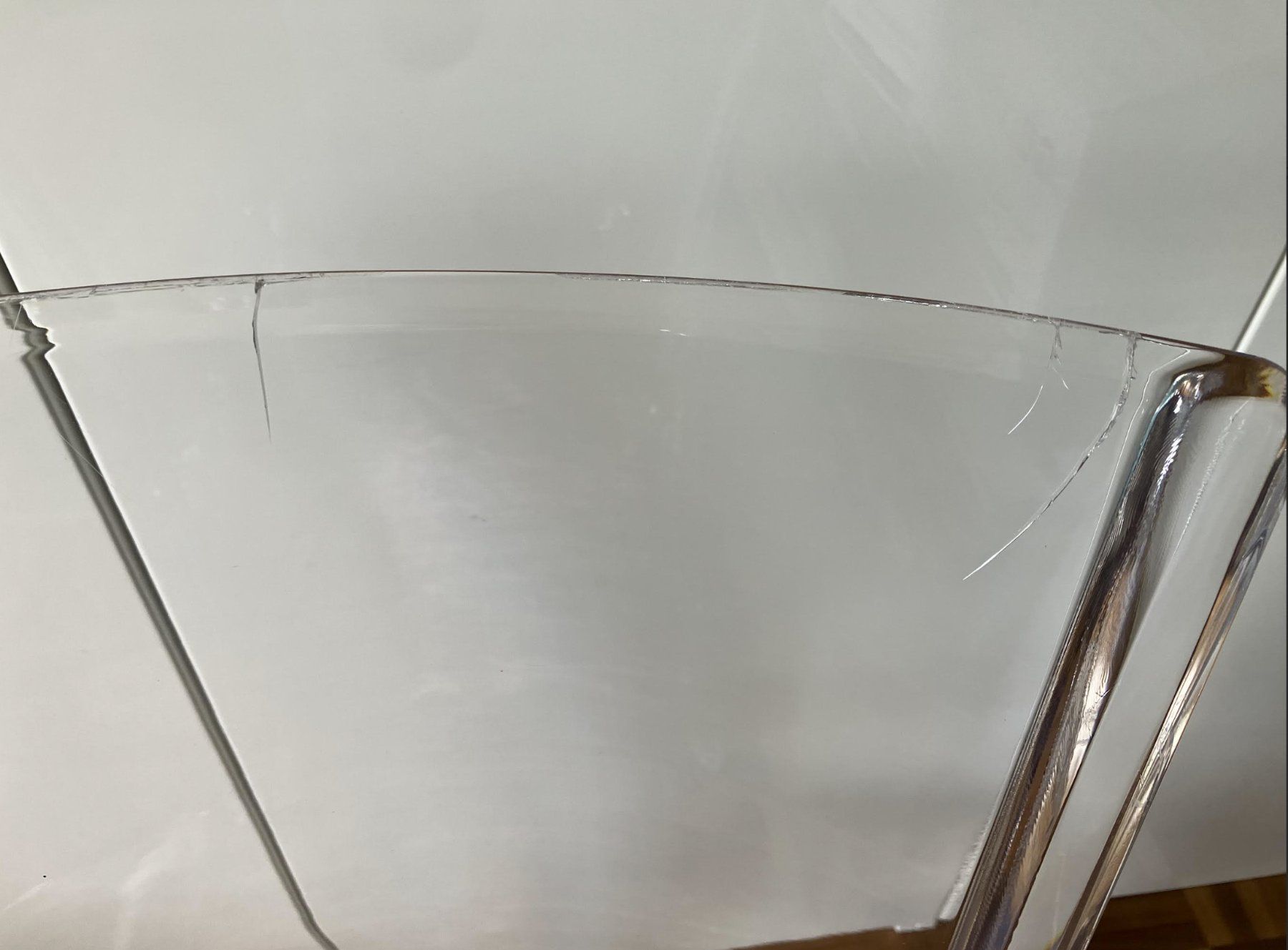 Stühle: 6 Plexiglas Stühle – Gebraucht aus Kilchberg ZH von Antarasu 8