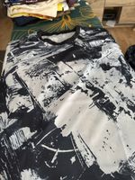 T-Shirt Schwarz Weiss Muster Grösse L guter Zustand