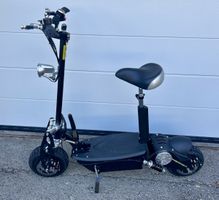 Klappbarer Elektro Scooter 500W schwarz mit abnehmbaren Sitz