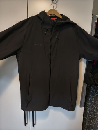 Mammut Softshell Jacke schwarz Grösse M neuwertig