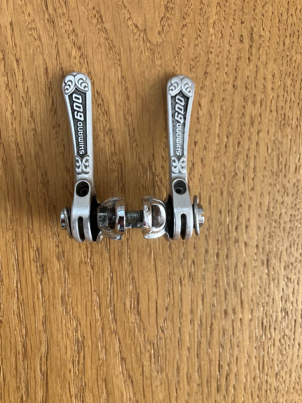 Pezzi di ricambio: Shimano 600 Arabesque Shifter – Usato da Obermumpf venduto da Estrela67 2