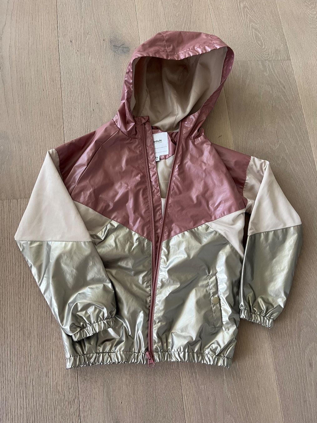 La Redoute Jacken & Mäntel: Neu La Redout Windjacke 8y ca 122-134 cm – Gebraucht aus Wallisellen von Nataschab0