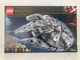Lego Star Wars 75257 Millennium Falcon