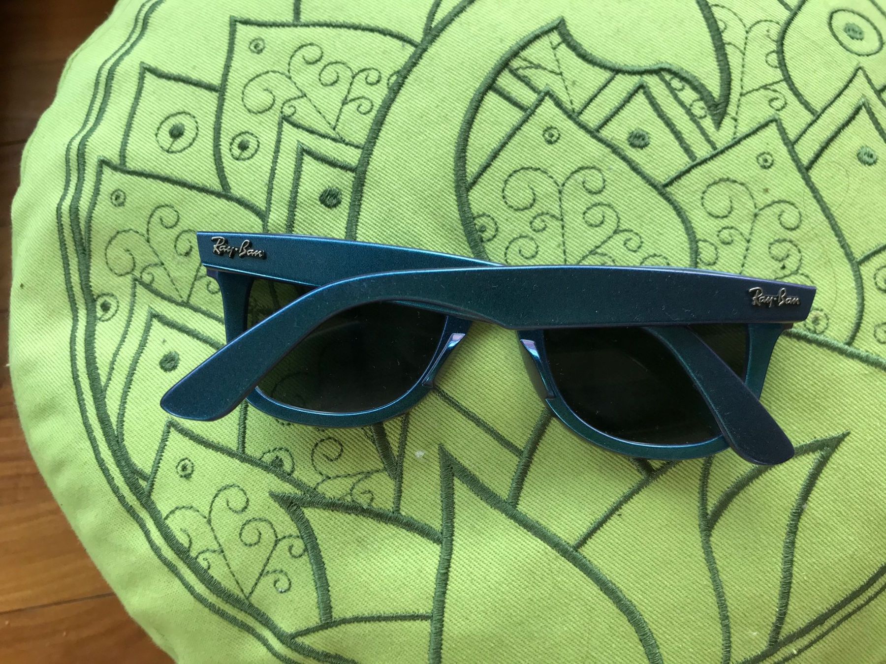 Occhiali & Lenti: Lunettes de soleil- Ray Ban – Usato da Sion venduto da pur_m89d 1