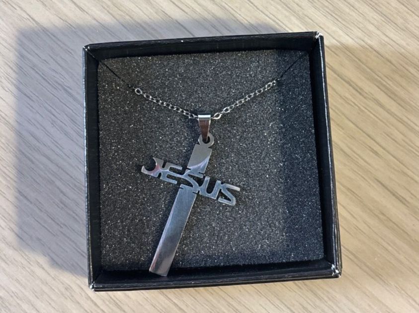 Catenine: Collier - Jesus en acier inoxydable – Usato da Kerzers venduto da pt_renato93 1