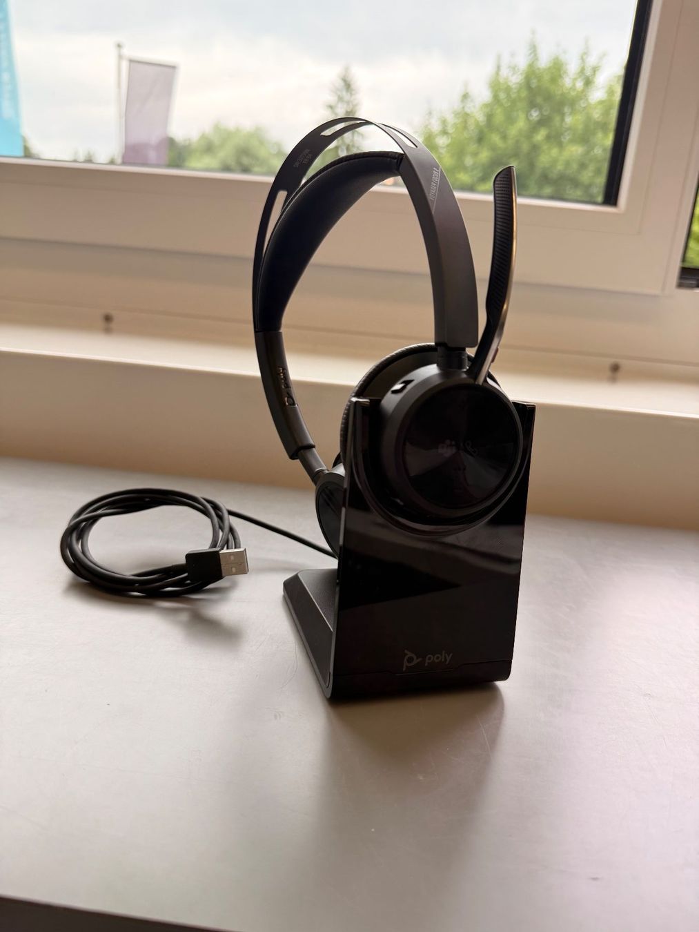 Cuffie: POLY Office Headset Voyager Focus 2 – Usato da St. Gallen venduto da FILTROX-IT 4