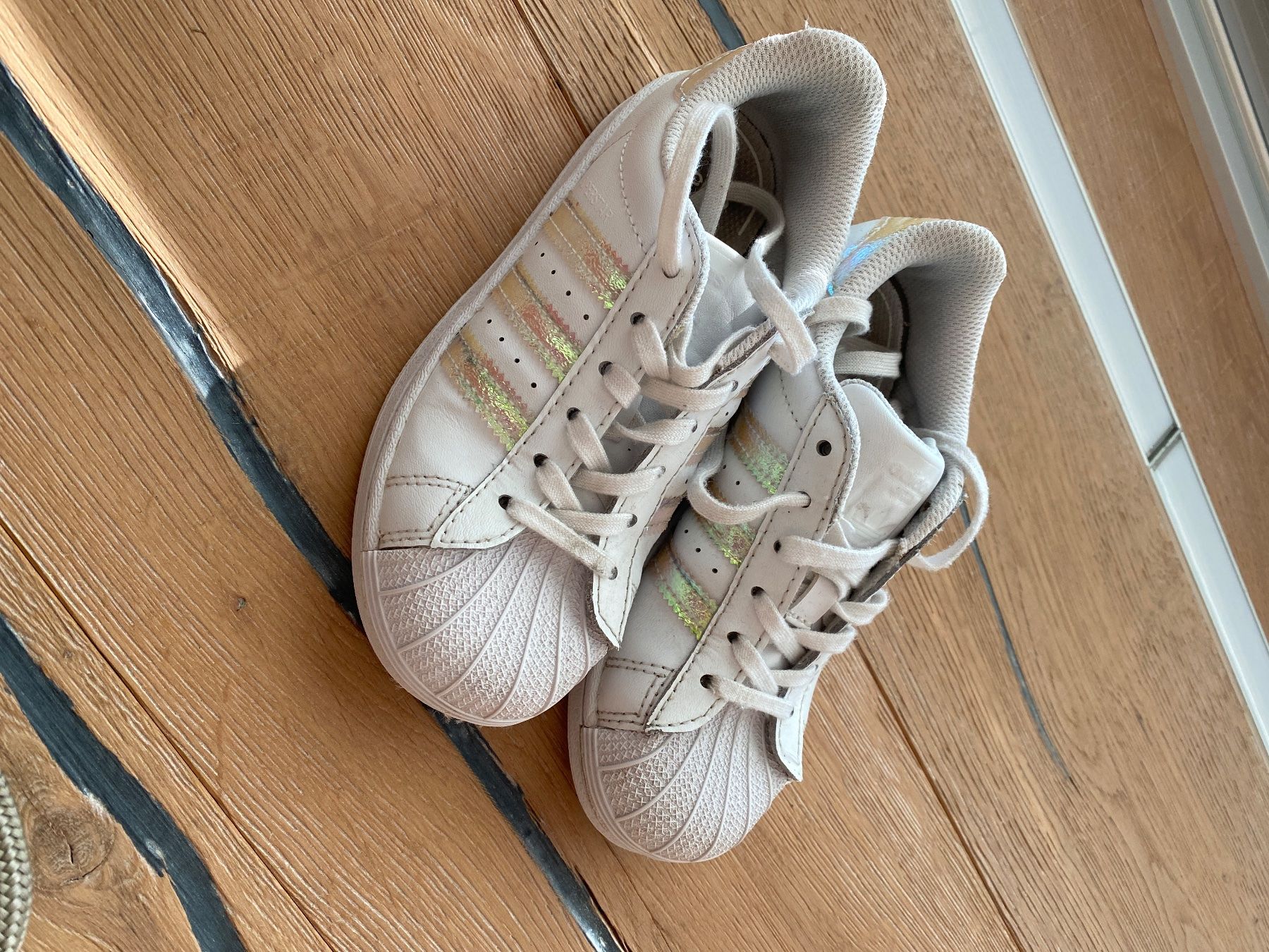 Adidas Scarpe per ragazze: Adidas Ortholite Gr. 30 – Usato da Himmelried venduto da Dievole