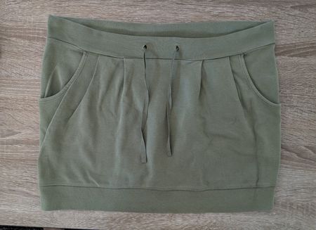 Gonna sportiva di pile verde taglia M