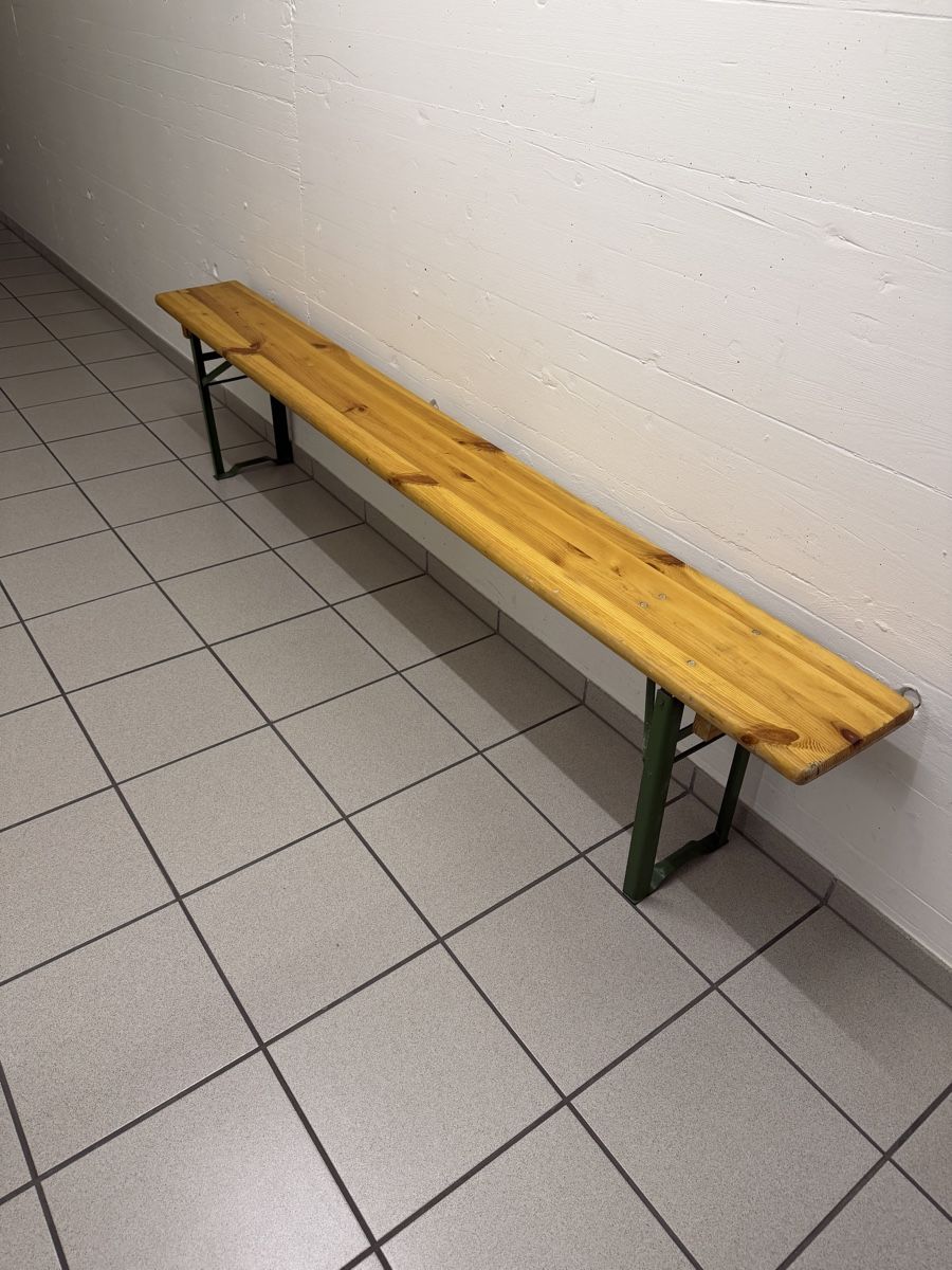 Panchine: Holzbank  – Usato da Chur venduto da Mabaum