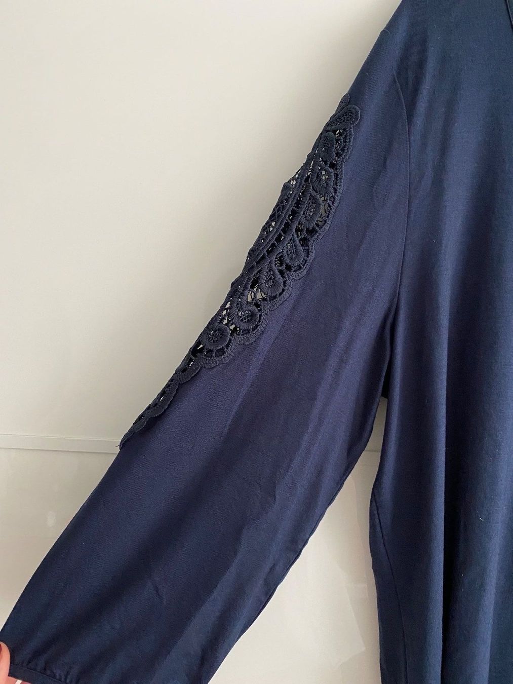 Pullover & Sweatshirts: Pfeffinger Pullover mit Spitze, neuwertig, Grösse 42/44 – Neu (gemäss Beschreibung) aus Winterthur von marisole4 2