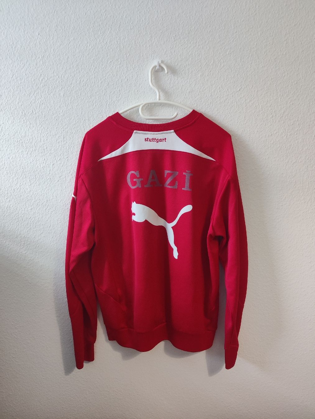 Puma Pullover & Sweatshirts: VFB Stuttgart 2009/10 Trainingspullover (L) – Gebraucht aus Basel von Ringolero 1