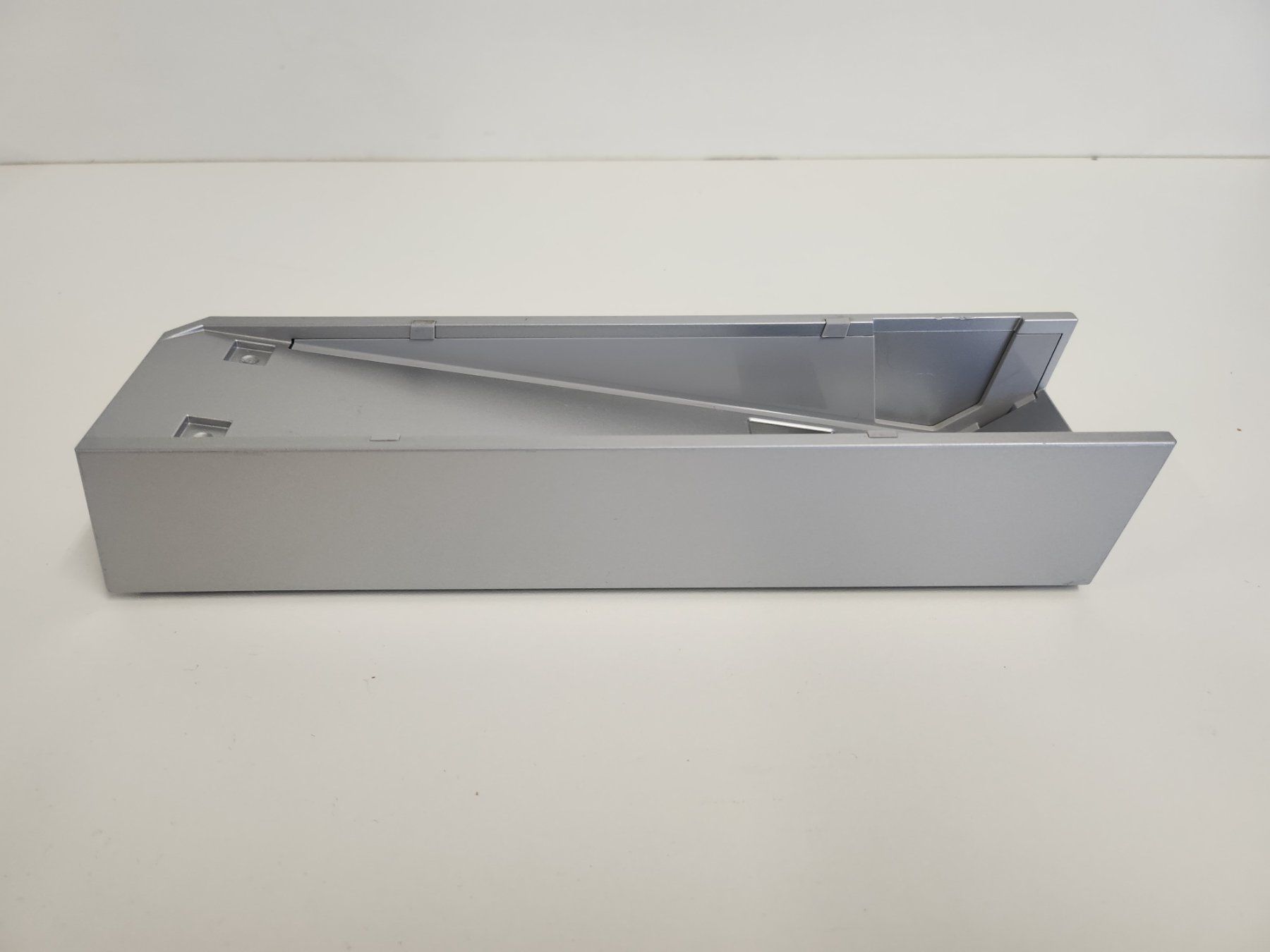 Nintendo Konsolen: Nintendo Wii Stand Konsolenhalterung – Gebraucht aus Tuggen von Zweitechanceboutique 1