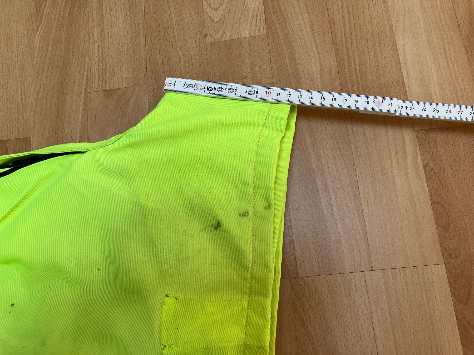 Hosen: Arbeitskleidung kurze Hose gelb Gr.48 – Gebraucht aus Bettwiesen von Zustand57 6