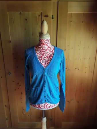 Leichter Pulli in Grösse S von Campus