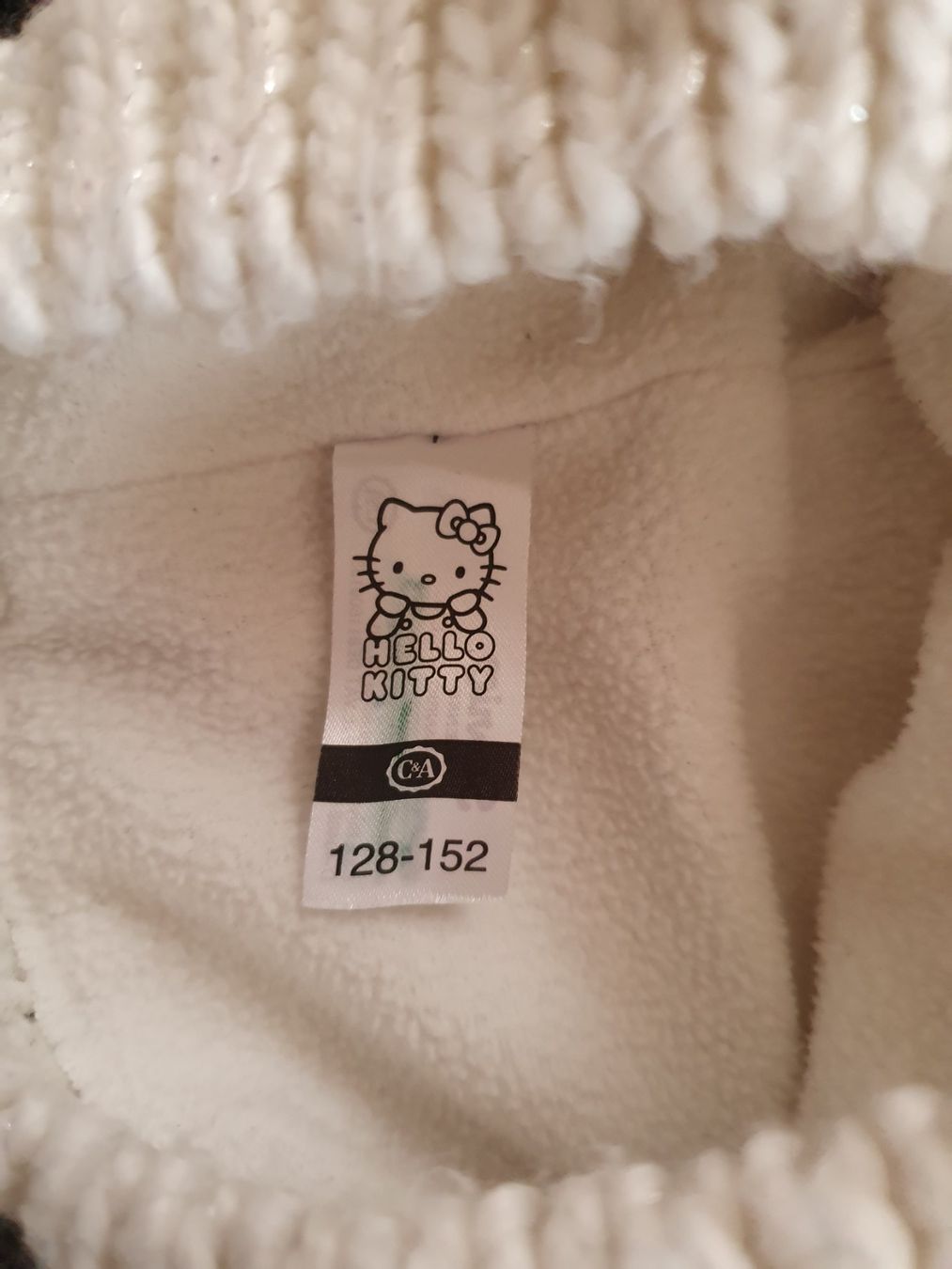 C&A Altro abbigliamento per bambina: Mütze/bonnet Hello Kitty 128-152 – Usato da La Chaux-de-Fonds venduto da MyriamDo 2