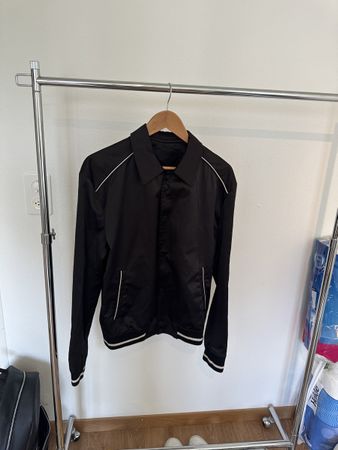 Zara Bomberjacke