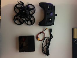 FPV Drohne GEPRC Cinelog 25 mit Fernsteuerung und Lader