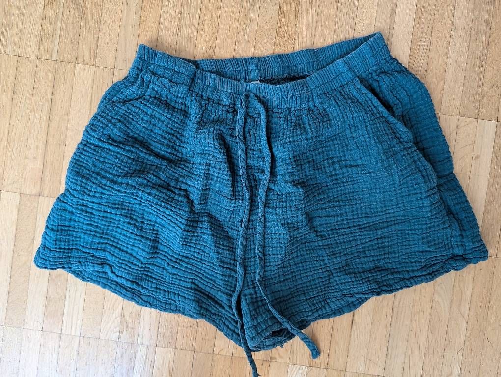 Hosen: Shorts Päckli grösse 36 / S – Gebraucht aus Luzern von Laraelena 2