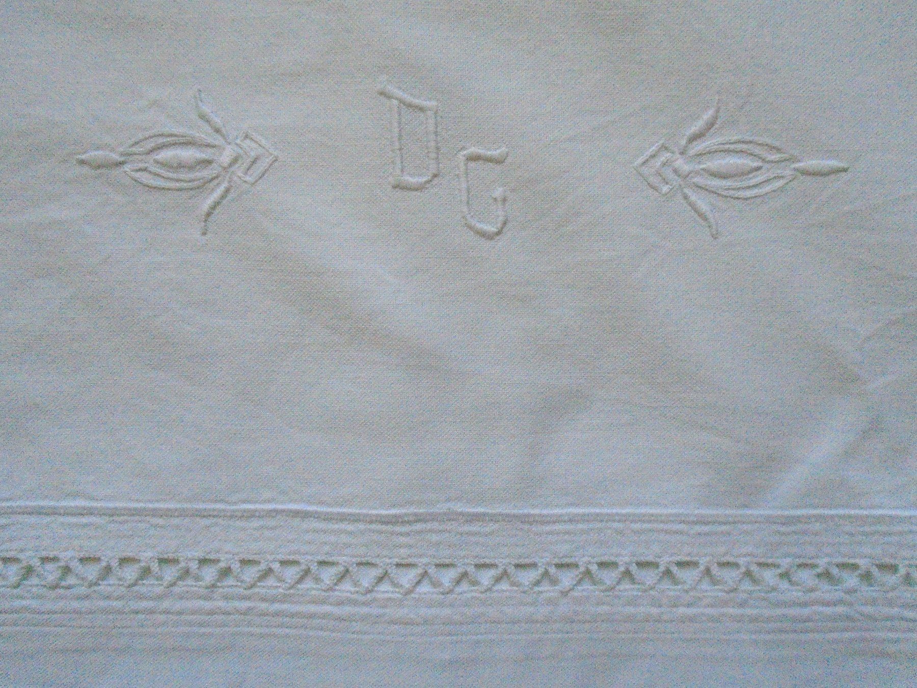 Biancheria da letto: 2 vintage LEINTÜCHER mit Monogramm / Oberleintuch – Usato da Pfeffingen venduto da Intertandem 1