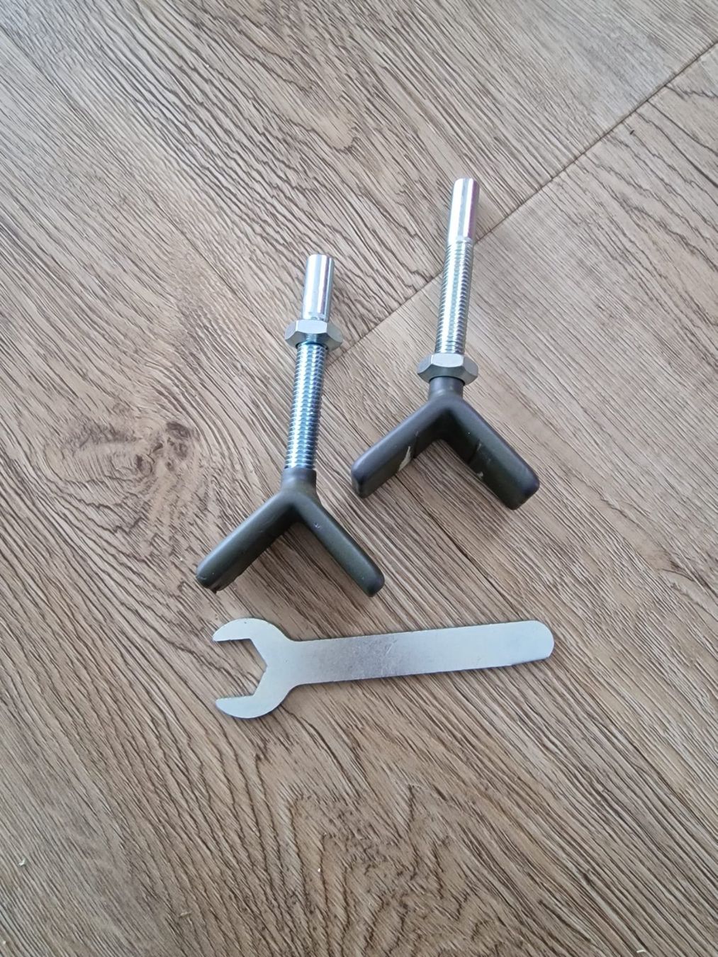 Altro: GEUTHER Y-Spindel + Werkzeug – Usato da Seftigen venduto da G00