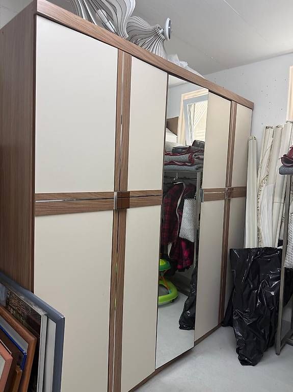 Armadi: Kleiderschrank – Usato da Seon venduto da volki83