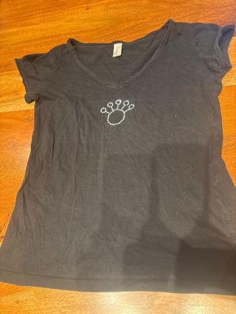 Schwarzes T-Shirt mit Strass, Grösse M, Sommer