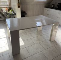 Ausziehbarer Esstisch (bis 269 cm) weiss