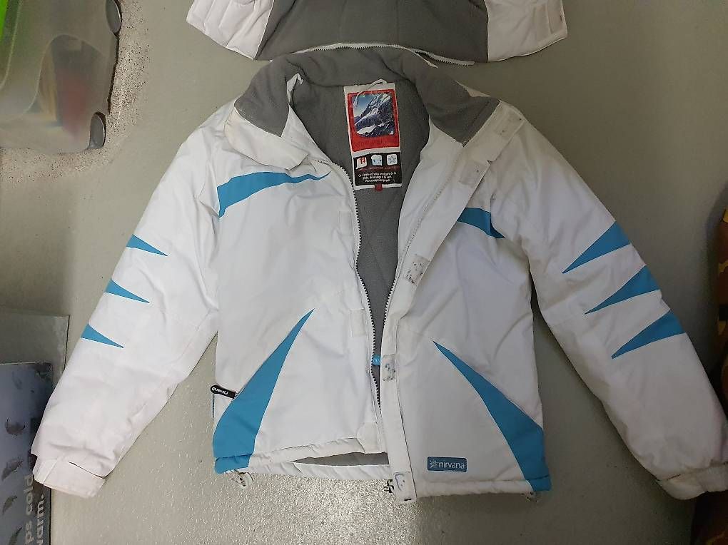 Giacche: Winterjacke – Usato da Waltenschwil venduto da ginola_23 1
