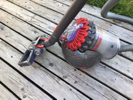 Dyson big ball parquet
