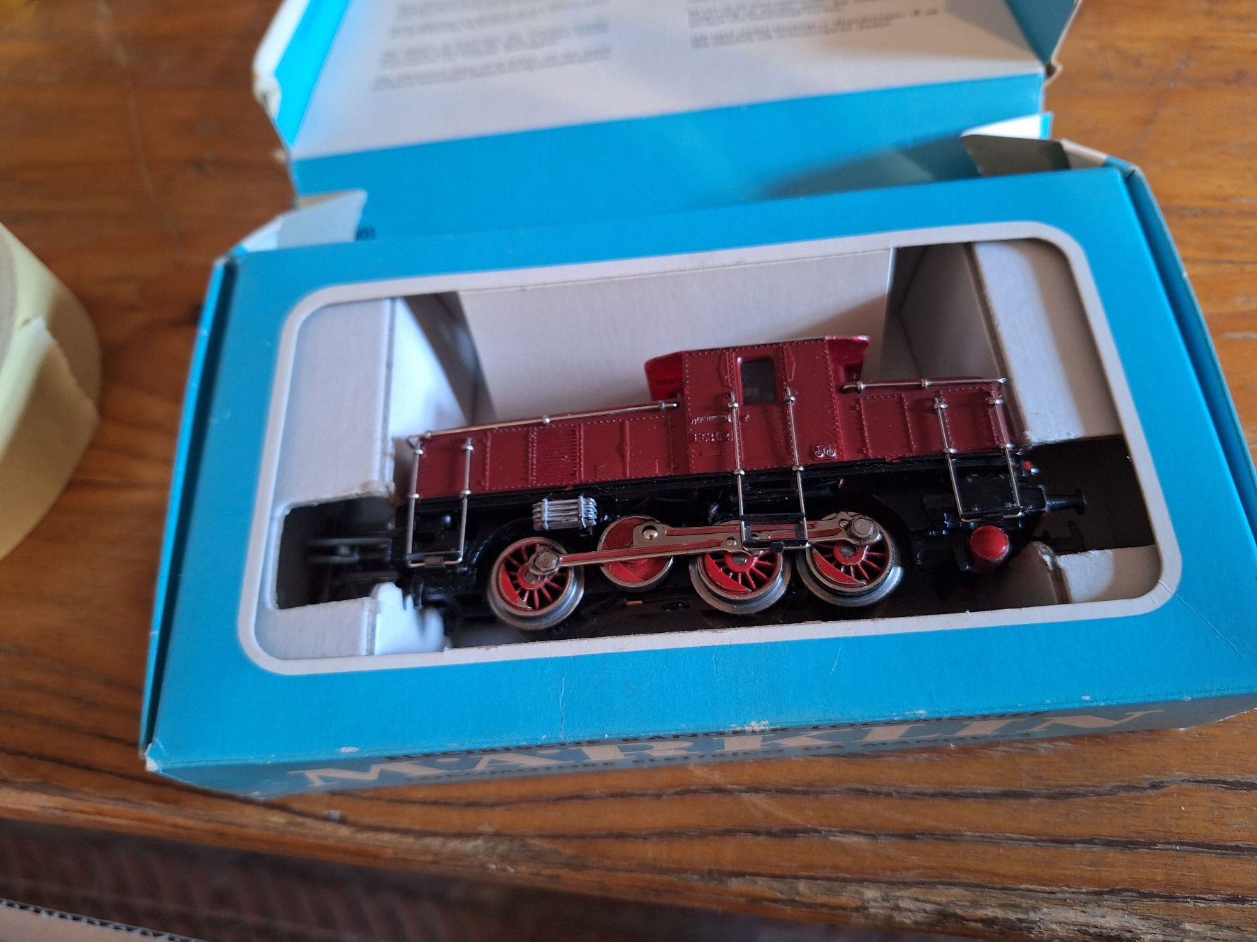 Märklin Modellini di ferrovie: HAG E6302 Lokomotive rot – Usato da Altstätten SG venduto da Bambam2012 4