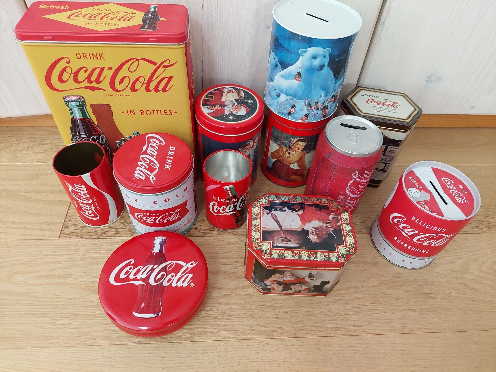 Coca-Cola Tutte le decorazioni: Sammlung Coca cola – Usato da Davesco-Soragno venduto da Mr.No
