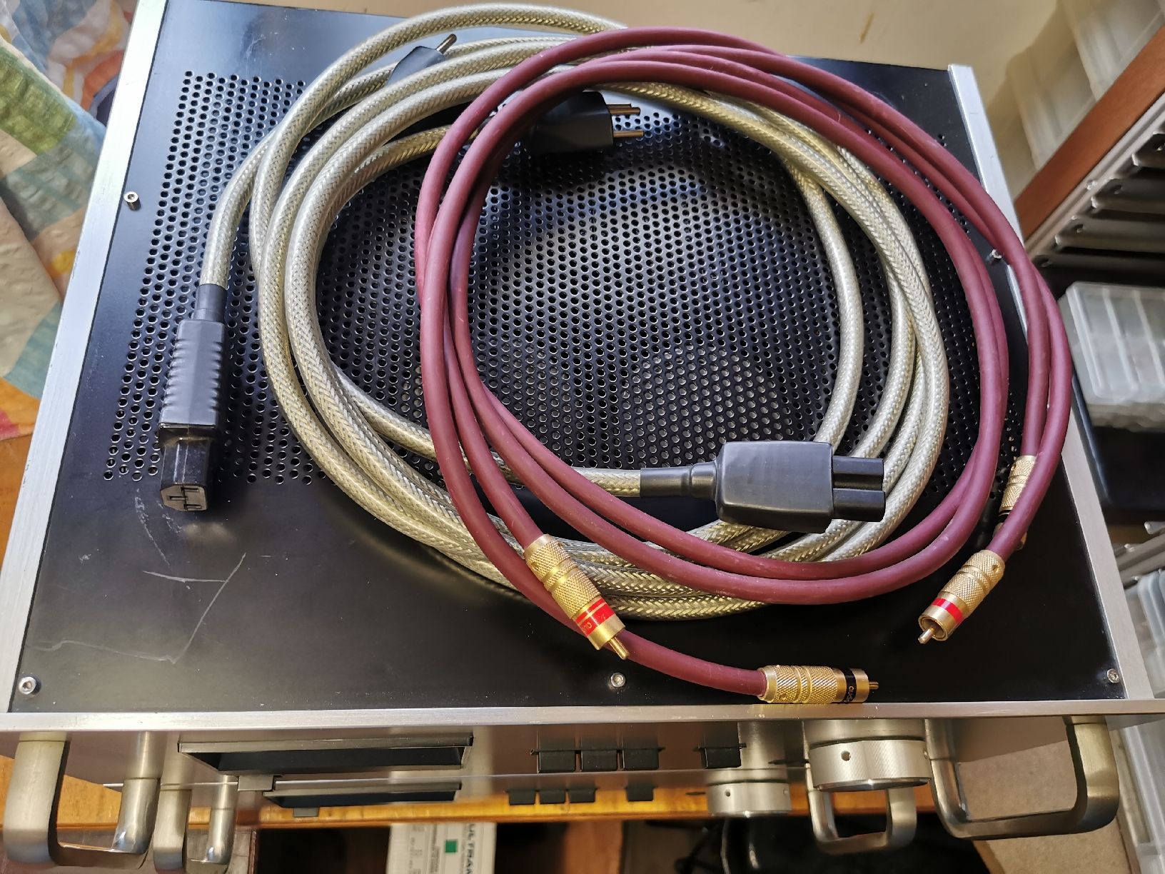 Accuphase Amplificatori: Accuphase Monophonic Power Amplifier M60 – Usato da Buochs venduto da Paedi_driver 2