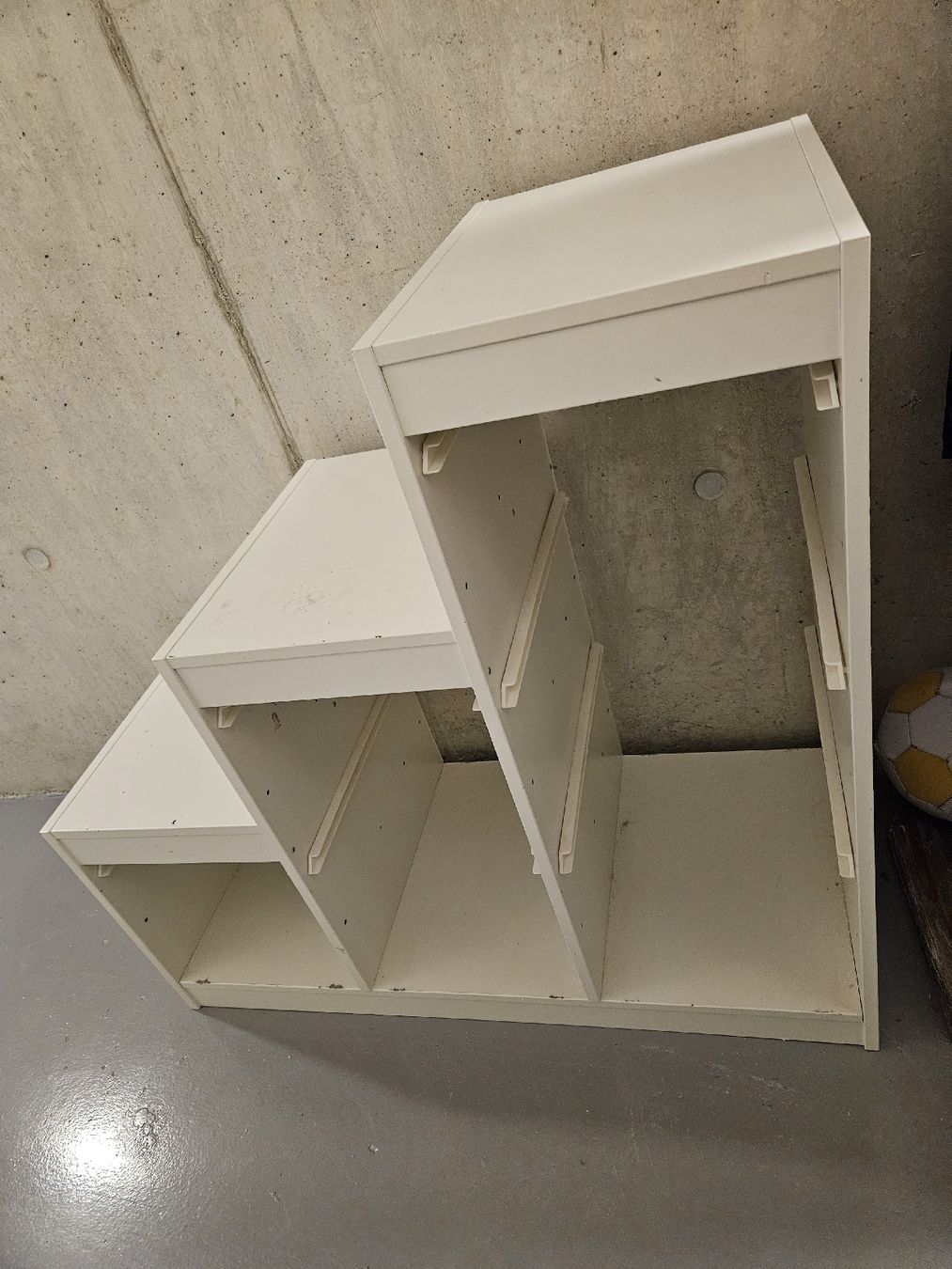 Ikea Cassettiere: Kommode – Usato da Rapperswil BE venduto da TrojaM