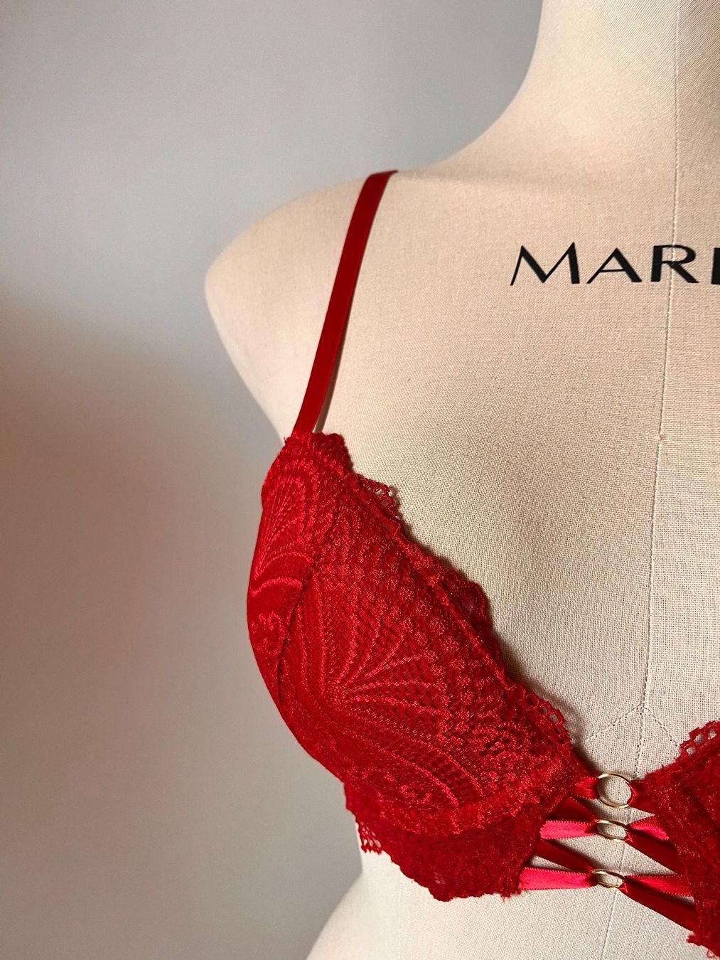 Lascana Altra biancheria intima: LASCANA, Push-Up-BH, Grösse 80A, Farbe Rot – Nuovo e nell'imballaggio originale da Rudolfstetten venduto da gst_g7xl 2