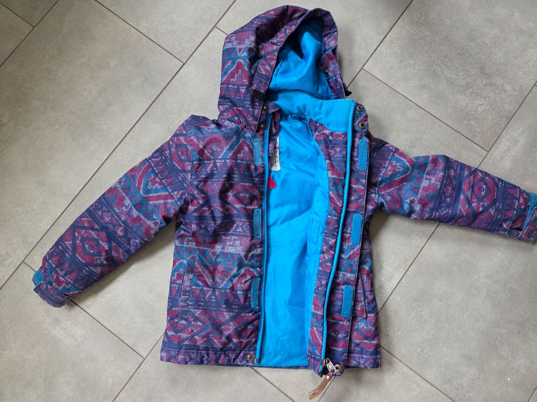 Ensembles coordonnés: 8- teiliges Winter Kleiderpaket Grösse 122 – D'occasion à Wiesendangen par troawus 1