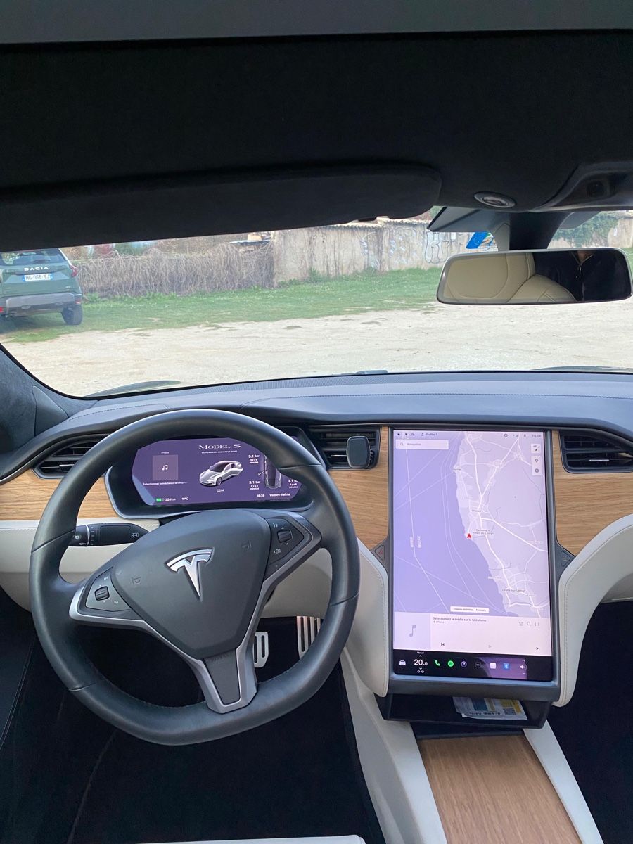 Tesla Automobili: Tesla Model S – Usato da GENÈVE venduto da SwissElima 7