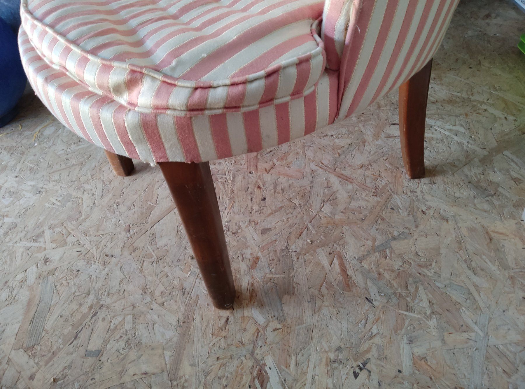 Fauteuils: Ancien fauteuil – D'occasion à Vicques par prairie0809 4