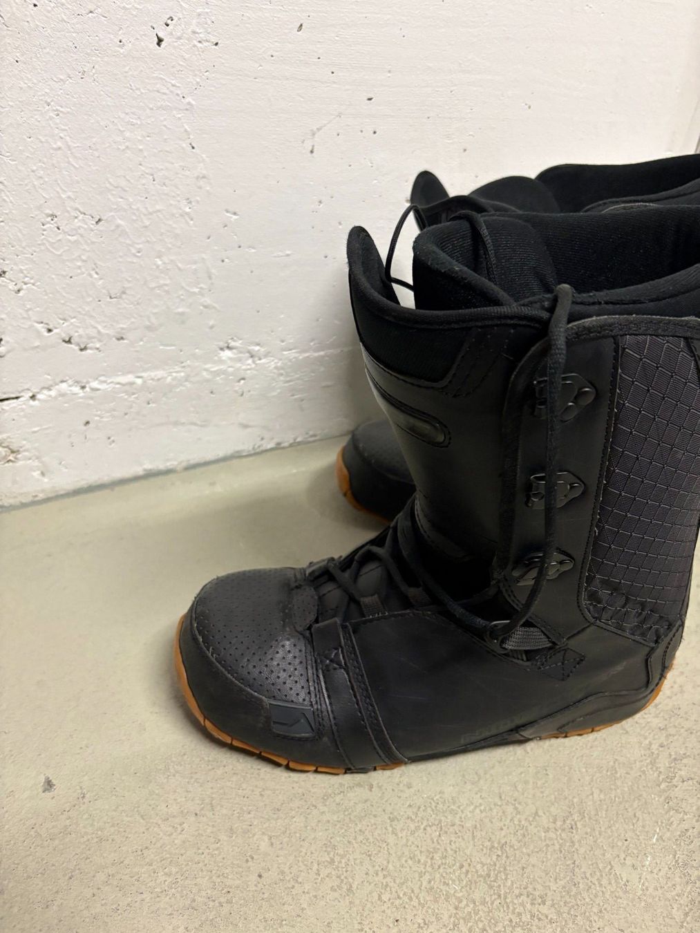 Nidecker Scarpe da uomo: Snowboardschuhe Nidecker 43.5 – Usato da Oberbüren venduto da Zwicki 1