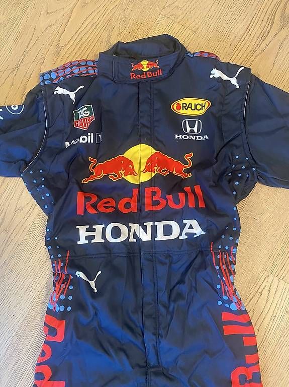 Karts: Combinaison karting Red Bull – Gebraucht aus Châtelaine von Genoletcedric