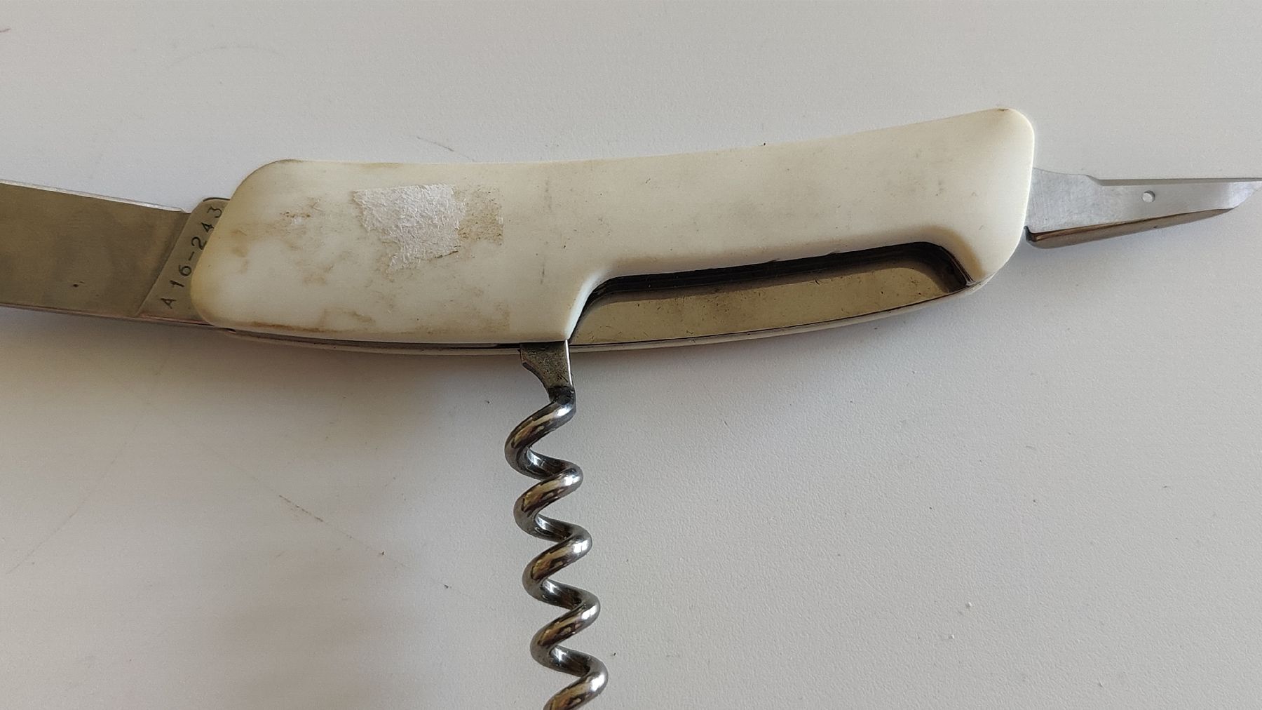 Swiza Coltelli tascabile: Swiza Sackmesser, Schweiz (LP1) – Usato da Neuenhof venduto da tap_mxt6 6