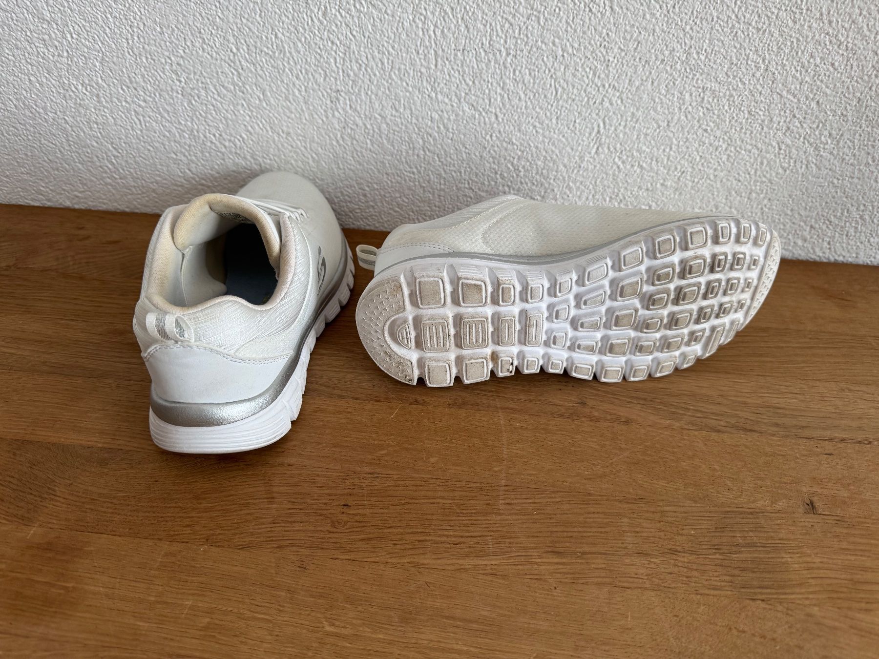 Skechers Damenschuhe: Skechers Schuhe Gr. 36 weiß – Gebraucht aus Frauenfeld von difi67 2