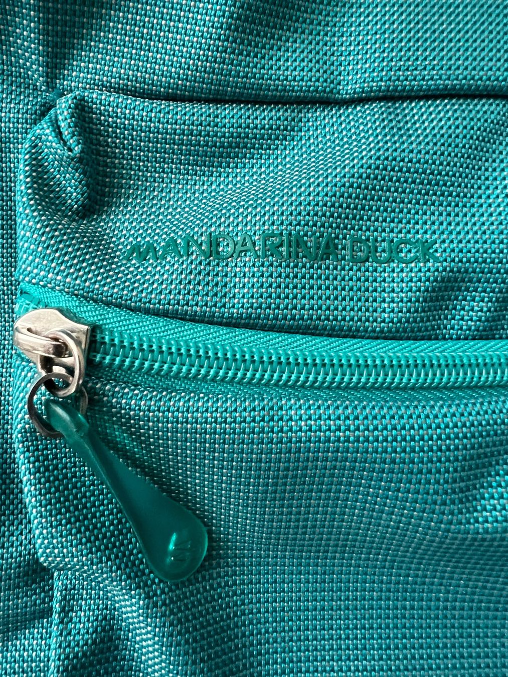 Mandarina Duck Taschen für Damen: Mandarina Duck Schultertasche – Neu (gemäss Beschreibung) aus Schwerzenbach von neonsternschnecke 3