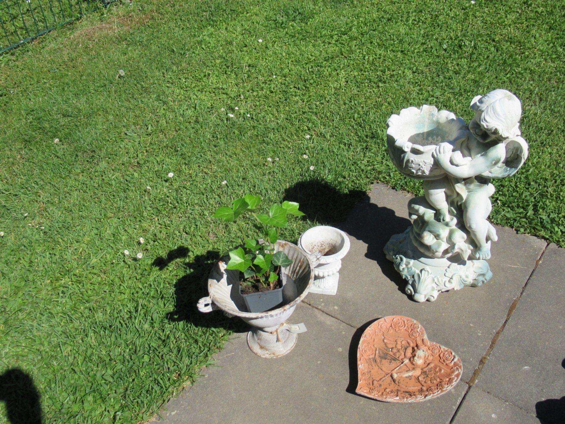 Vasi per fiori: Engel Blumentopf Cherub mit Pfeil und Bogen und 2 Töpfe – Usato da Trimbach venduto da donlyn 2