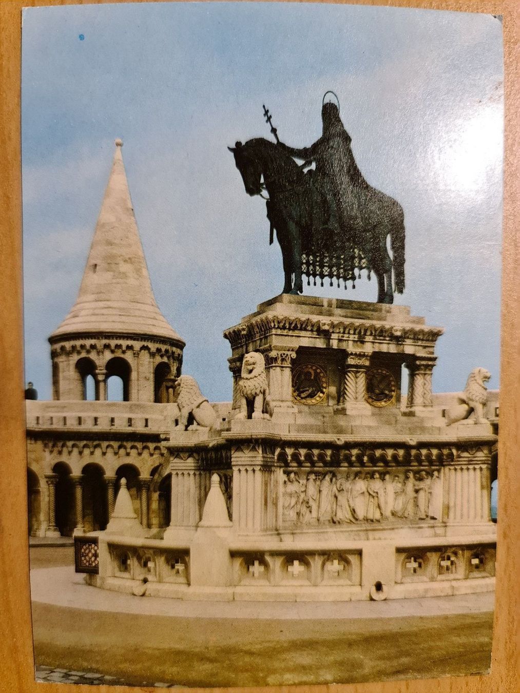 Cartoline postali: Ansichtskarte Budapest Ungarn – Usato da Dintikon venduto da Vexi