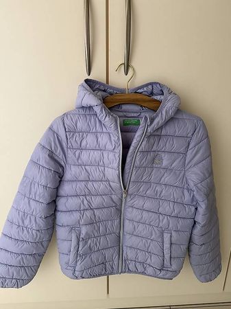 Wattierte Jacke mit Kapuze