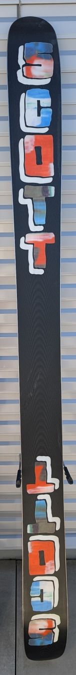 Scott Skis: Powder Skis - Scott Mega doser – Gebraucht aus Zürich von WKSwissTech