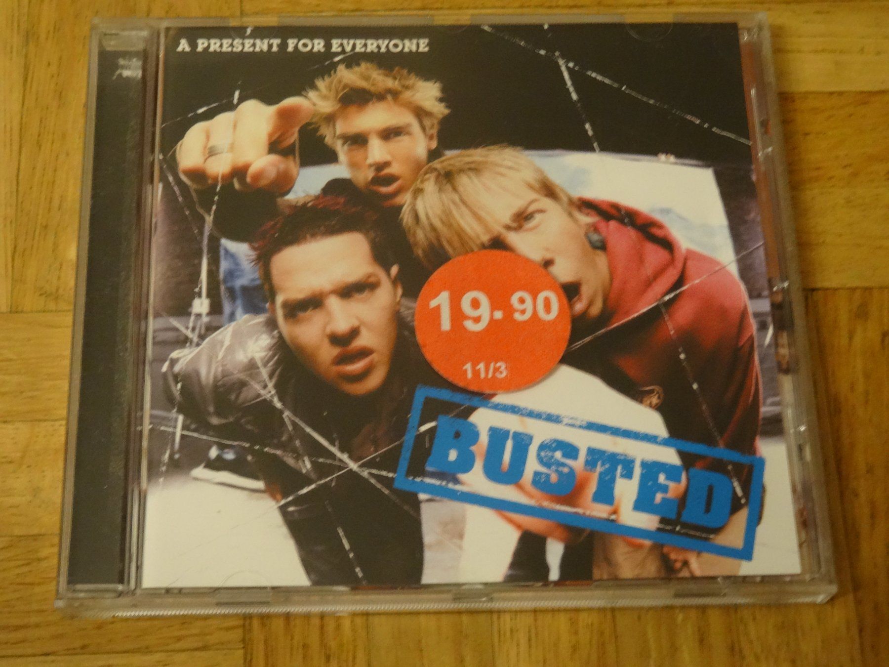 CDs: Busted - A Present for Everyone CD – Gebraucht aus Olten von Disc-Ausverkauf